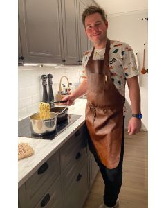 FÖRKLÄDE vegetabilgarvad egen design
